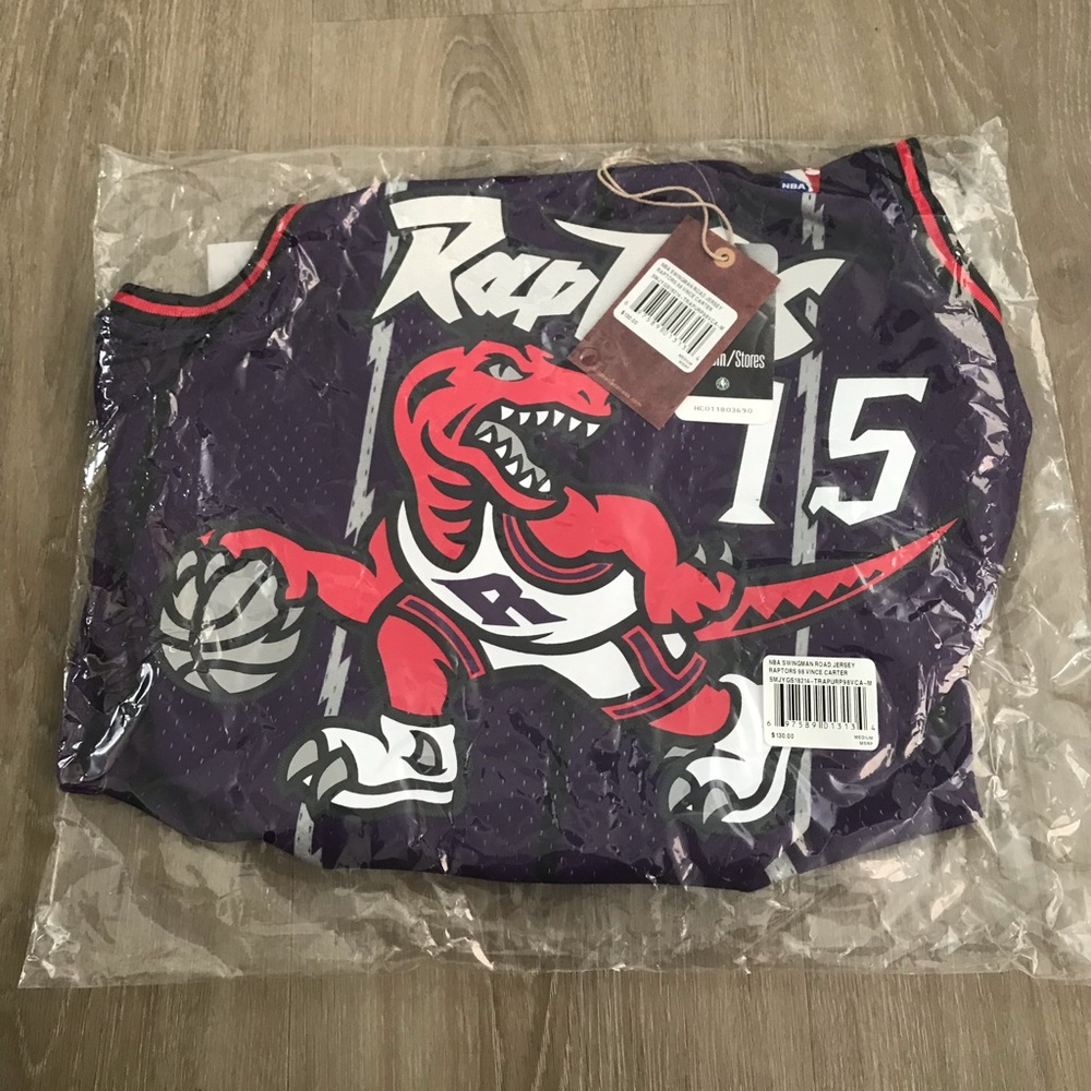 Mitchell & Ness Vince Carter 1998-99 Toronto Raptors NBA Swingman Jersey Medium